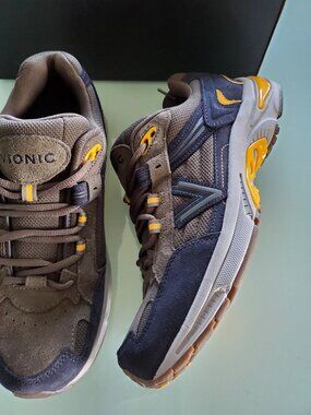Vionic Walking Sneakers